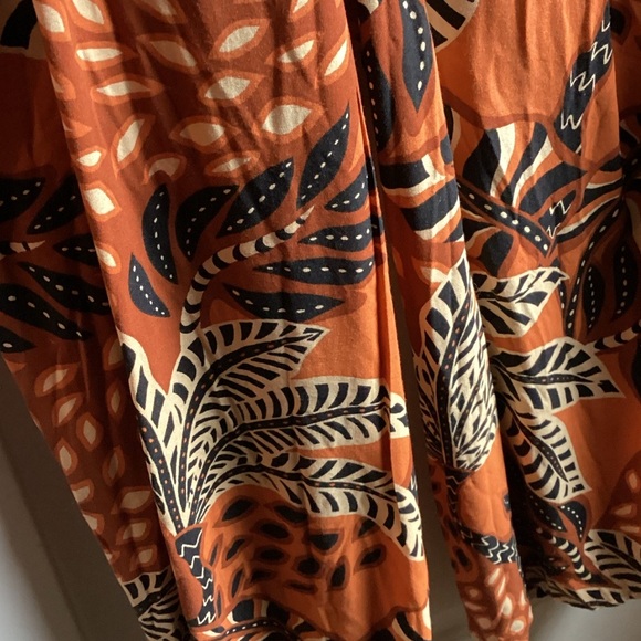 Sincerely Jules NWT Jumpsuit S Wide Leg Halter Cruise Resort Palm Neutral Safari - Picture 7 of 9